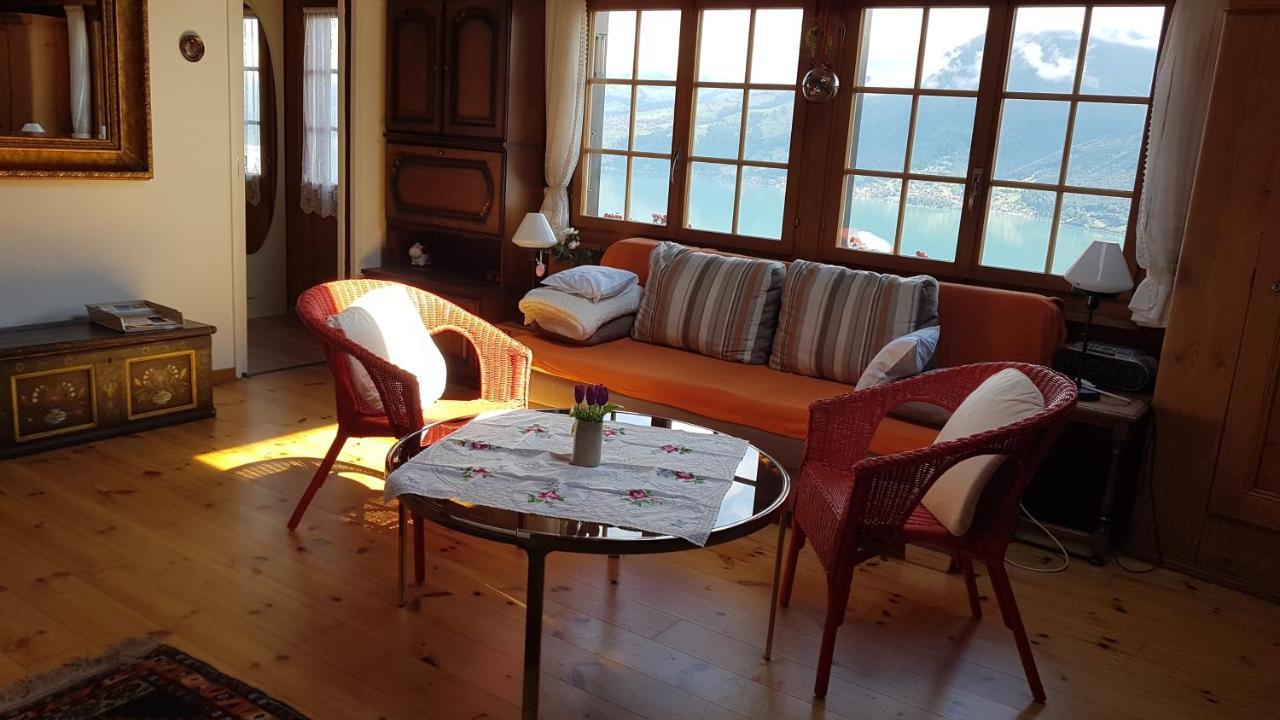 Krattigen Traumhaftes Chalet Mit Seesicht מראה חיצוני תמונה